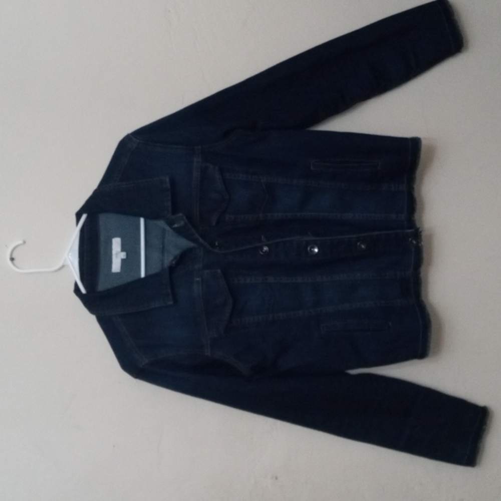 women Jean Jacket Htrailz. Color Blue. Size XL